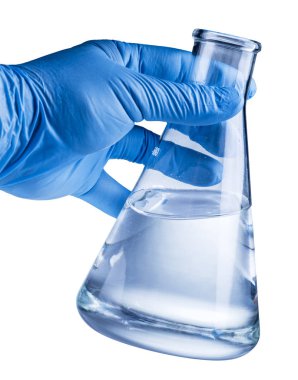 Laboratuvar kabı plastik eldiven analist'ın elinde.
