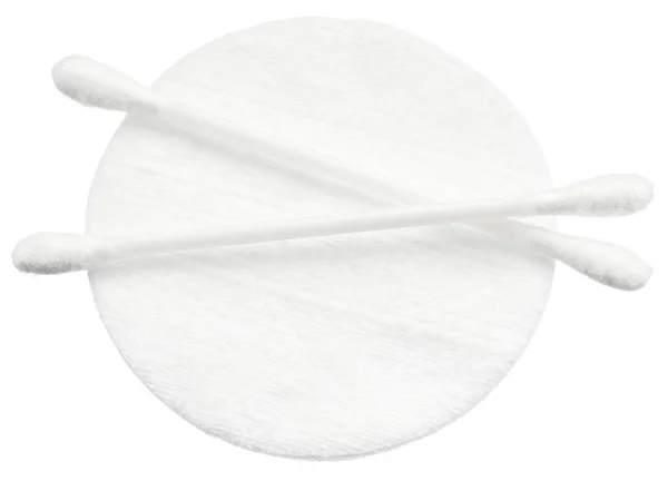 Cotton swabs and cotton pads. — Stock Photo, Image