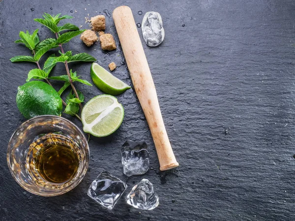 Mojito cocktailingredienser. — Stockfoto