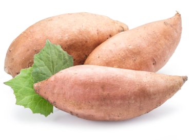 Tatlı patates. Beyaz bir arka plan üzerinde izole.