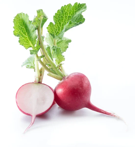 Roter Salat auf weißem Hintergrund. — Stockfoto