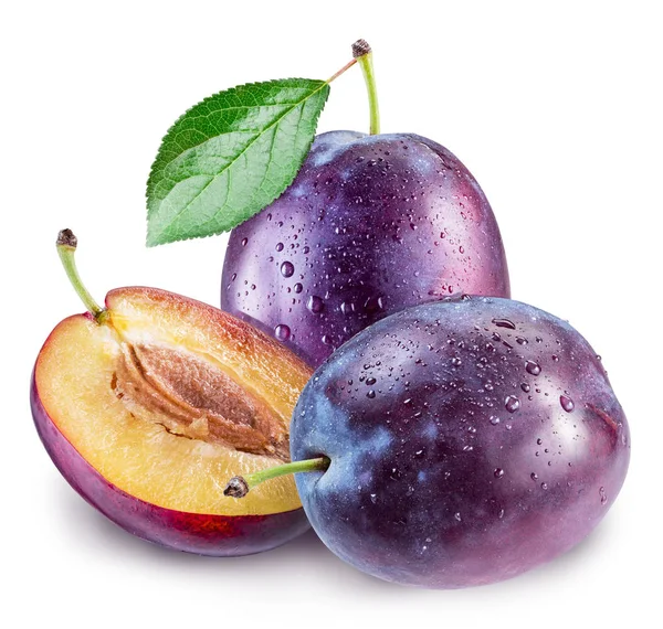 Plums with water drops. File contains clipping path. — Stock Photo, Image