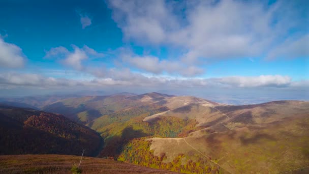 Гірська Осінь Прикрашає Панораму Прекрасними Хмарами Time Lapse Video Mountain — стокове відео