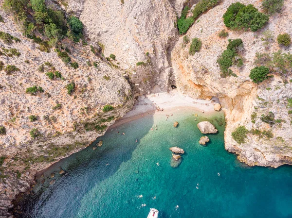 Het Vogelperspectief Baai Rotsachtige Kustlijn Van Adriatische Zee Het Eiland — Stockfoto