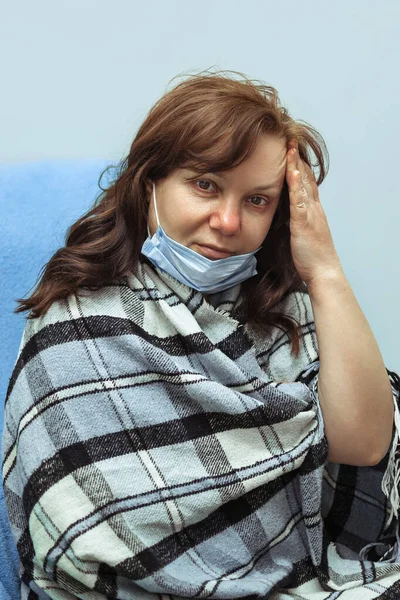 Covid Pandemic Coronavirus Sick Woman Home Isolation Auto Quarantine Wearing — Stock Photo, Image