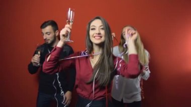 Yeni yıl arkadaşlar partisi