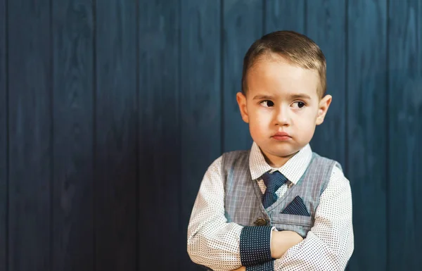 Retrato de garoto elegante — Fotografia de Stock