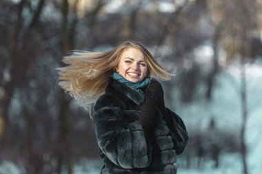 Çekici Kızın Portresi