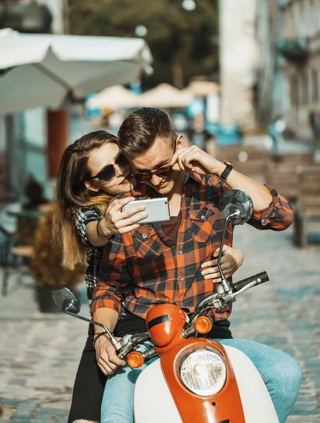 Teenagers Makes Selfie — Stock Photo, Image