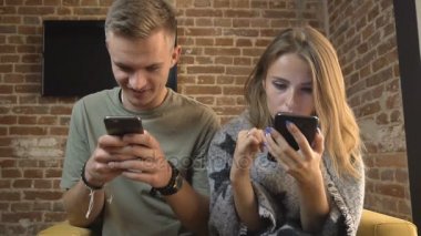 Çift kullanım telefonları odaklı