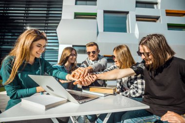 Öğrenci çalışması işbirliği