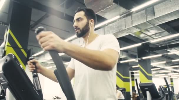 De Cardio-training — Stockvideo