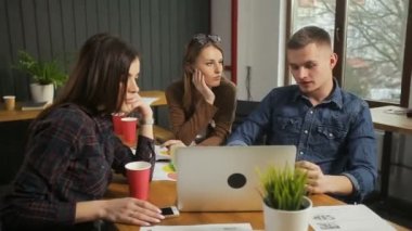 Bu uzmanlar tartışmak kavramı