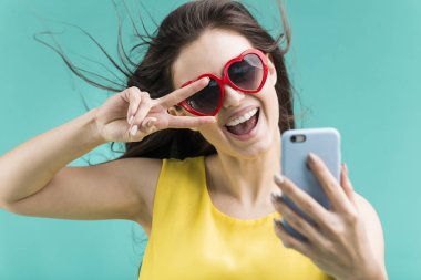 Selfie telefonda yapma