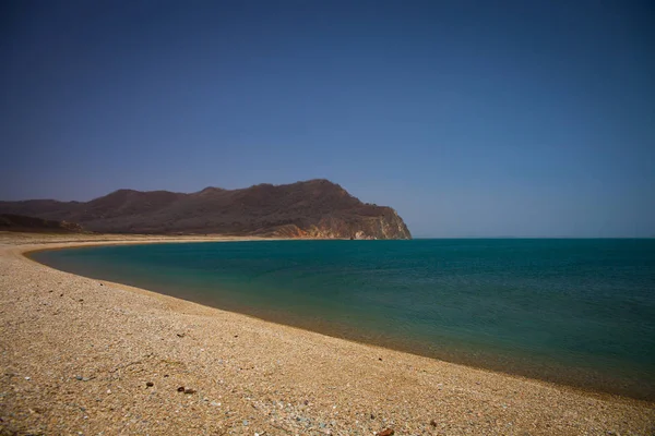 Vista Panorâmica Bela Praia Mar Ensolarado — Fotografia de Stock