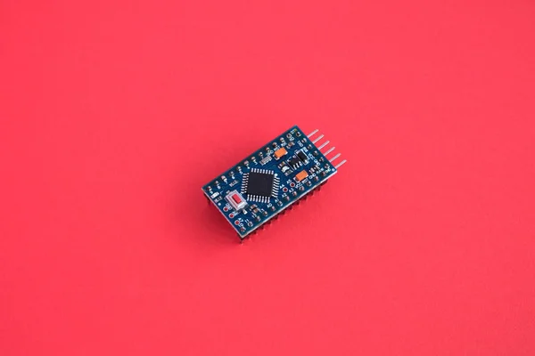 Atmega328 5v Arduino Pro Mini Modülü Araştırma ve Diy aygıtları geliştirme için 16 metre mikro denetleyici — Stok fotoğraf
