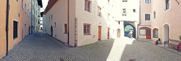 Ráno v malém městě Kufstein, oblasti Tyrolsko — Stock fotografie