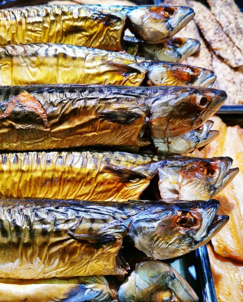 Smoked mackerel background from Cork market — Stock Photo, Image