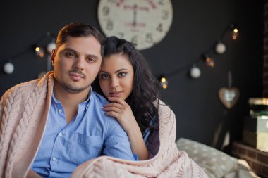 portre romantik bir çift