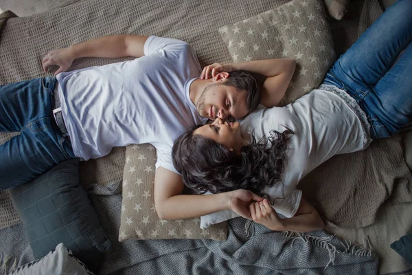 Retrato Una Pareja Romántica —  Fotos de Stock