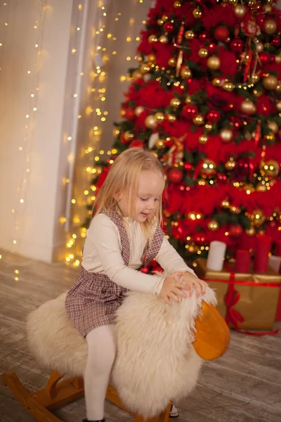 Lovely Little Girl Christmas Decorated Room — Stock Photo, Image