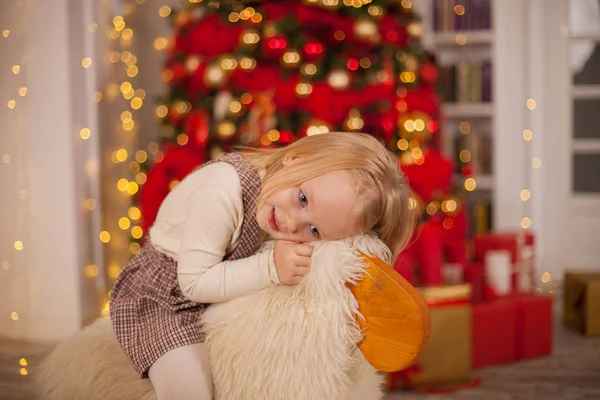 Lovely Little Girl Christmas Decorated Room — Stock Photo, Image