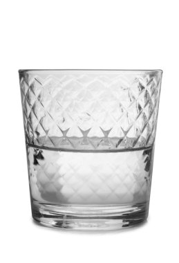 Sürahi beyaz zemin üzerine votka