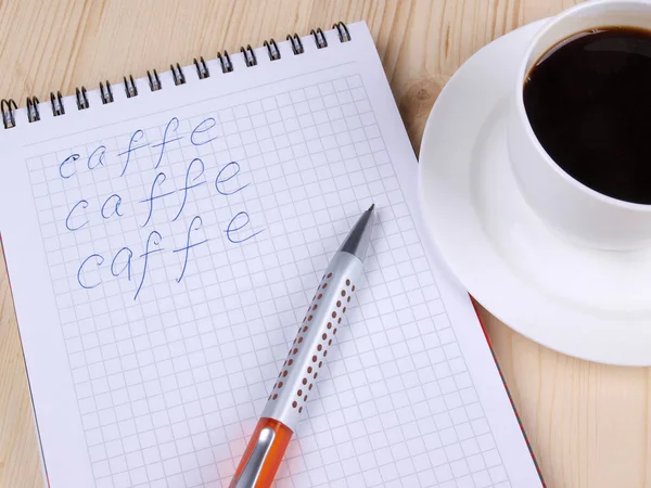 Cup and pen — Stock Photo, Image