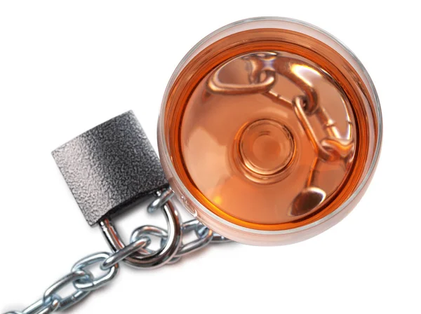 Alcohol glass and chain — Stock Photo, Image