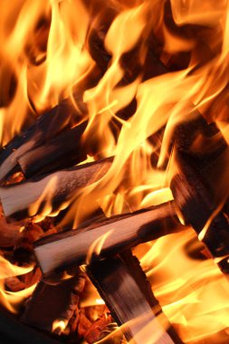 Karanlık beş yangın