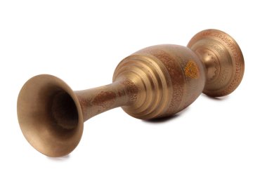 Antik Bakır Vazoda üç