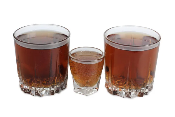 Pots Verre Avec Whisky Glace Sur Fond Blanc — Photo