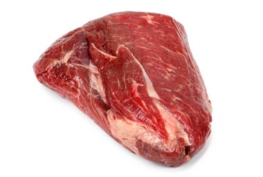 Beyaz arka planda taze çiğ et