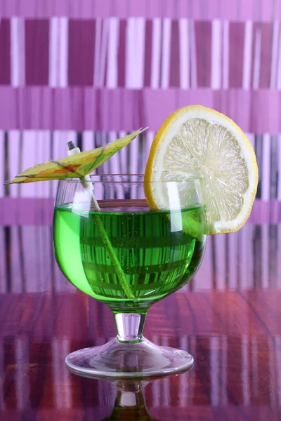 Glazen Potten Met Kleurrijke Cocktails Tafel — Stockfoto