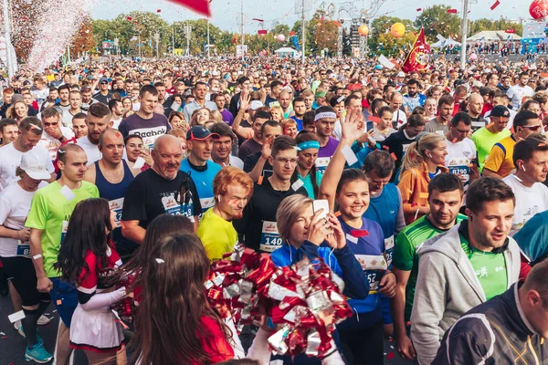 15 september 2018 Minsk Wit-Rusland Halve Marathon Minsk 2019 Running in the city — Stockfoto