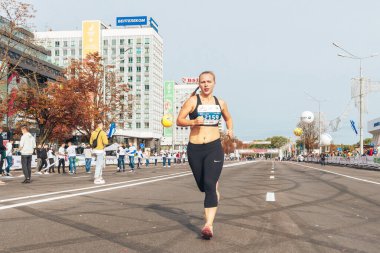 15 Eylül 2018 Minsk Belarus Yarı Maraton Minsk 2019