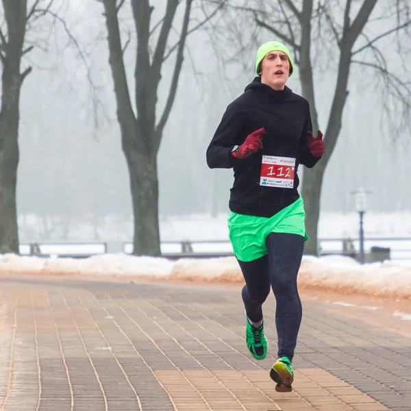 Febrero 9, 2019 Minsk Bielorrusia Run dedicada al 14 de febrero Para el Qahanna — Foto de Stock