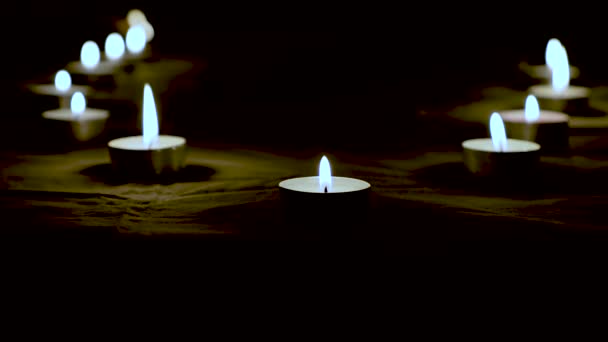 Memorial Day Mezinárodní den památky na holocaust Svíčka hoří — Stock video