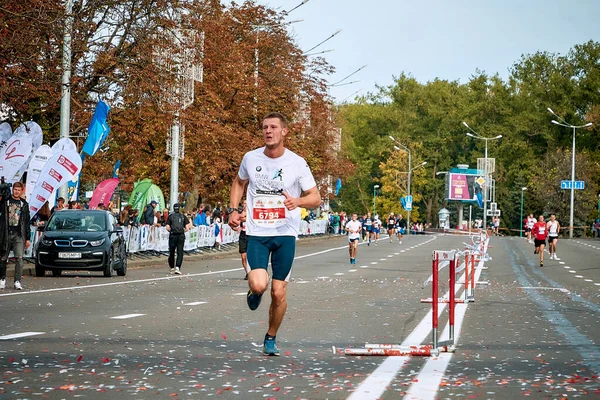 Setembro 15, 2018 Minsk Belarus Meia Maratona Minsk 2019 Correndo na cidade — Fotografia de Stock