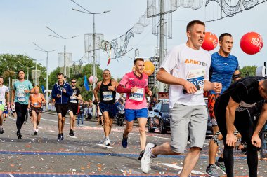 15 Eylül 2018 Minsk Belarus Yarı Maraton Minsk 2019