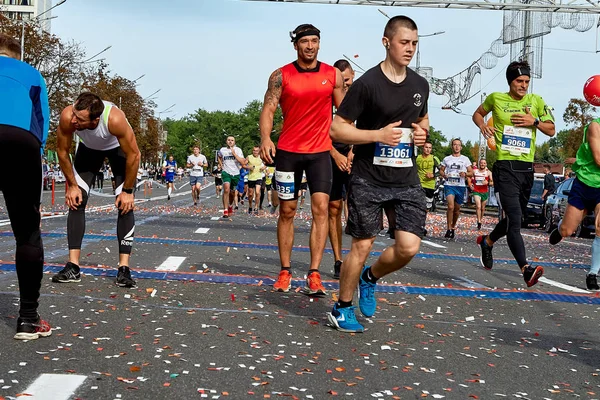 15. september 2018 Minsk Hviderusland Halvmaraton Minsk 2019 Løb i byen - Stock-foto