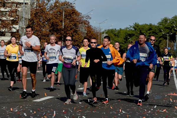 Setembro 15, 2018 Minsk Belarus Meia Maratona Minsk 2019 Correndo na cidade — Fotografia de Stock