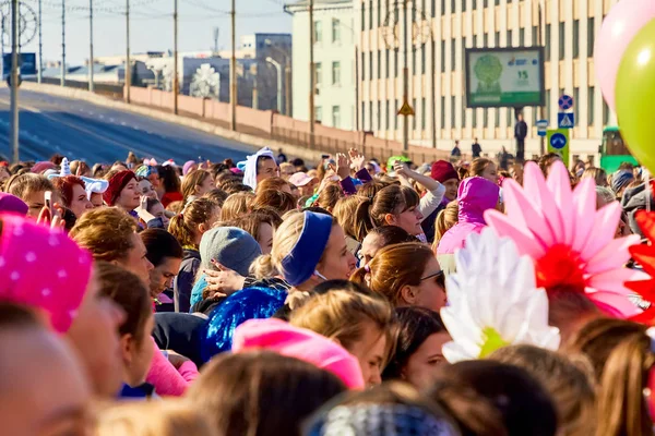 2018 년 3 월 8 일에 확인 함 . Minsk Belarus Race to honor of the momens Day. — 스톡 사진