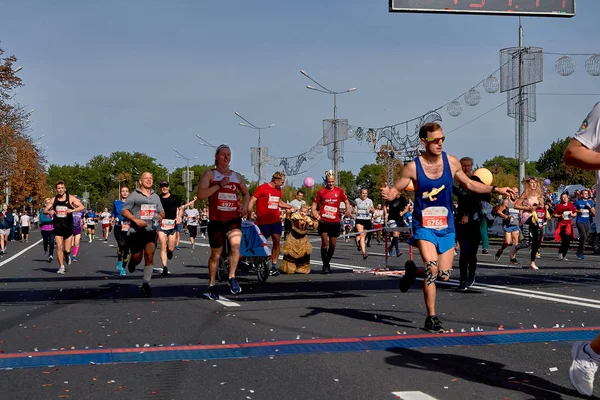 15 September 2019 Minsk Belarus Half Marathon Minsk 2019 Berjalan di kota ini — Stok Foto