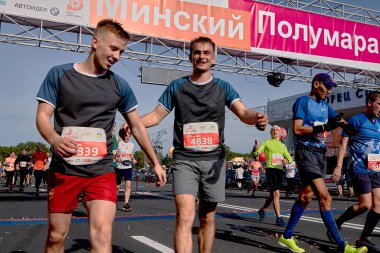 Yarı Maraton Minsk 2019 Şehirde Koşu