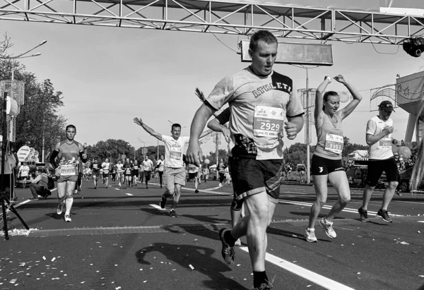 Halbmarathon Minsk 2019 in der Stadt — Stockfoto