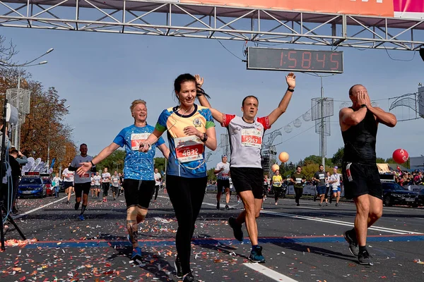 Halbmarathon Minsk 2019 in der Stadt — Stockfoto