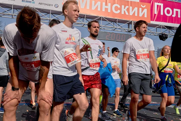 Media Maratón Minsk 2019 Correr en la ciudad — Foto de Stock