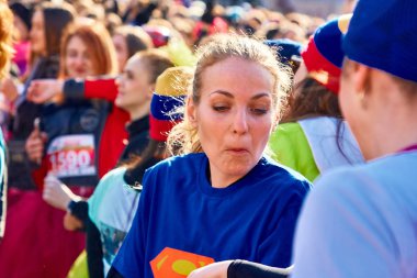 8 Mart 'taki Kadınlar Günü tatili onuruna Minsk Belarus Yarışı