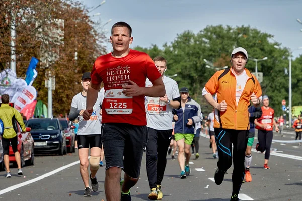 Half Marathon Minsk 2019 Running in the city — Stock Photo, Image